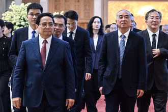 Thủ tướng Phạm Minh Chính và đồng chí Lâm Vũ, Bí thư Tỉnh ủy Sơn Đông.