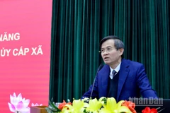 Đồng chí Đoàn Minh Huấn, Ủy viên Trung ương Đảng, Phó Giám đốc Thường trực Học viện Chính trị quốc gia Hồ Chí Minh phát biểu bế giảng lớp bồi dưỡng. (Ảnh: PHẠM CƯỜNG)