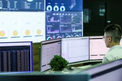 Đội ngũ kỹ sư công nghệ thông tin của VNPT triển khai các giải pháp công nghệ phục vụ khách hàng 