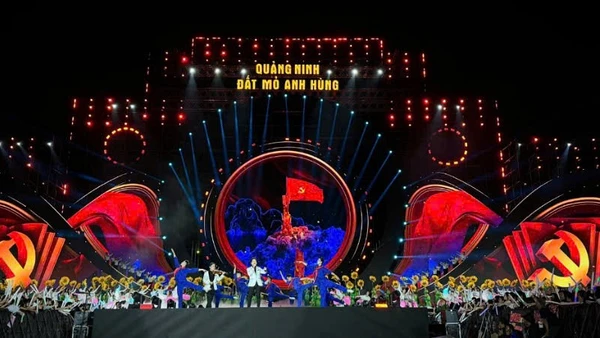 Chương trình nghệ thuật concert “Quảng Ninh – Đất Mỏ anh hùng”.