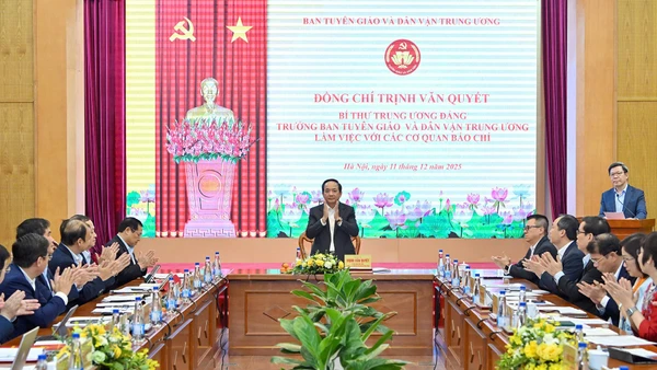 Toàn cảnh hội nghị. (Ảnh: THỦY NGUYÊN)