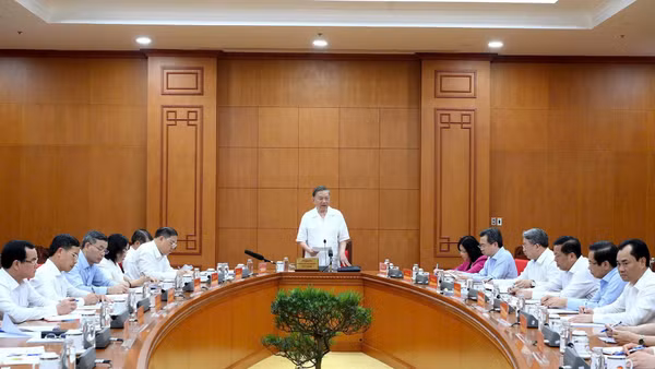 Tổng Bí thư, Chủ tịch nước Tô Lâm tại buổi làm việc với một số cơ quan về nhà ở xã hội và định hướng phát triển nhà ở trong thời gian tới. (Ảnh: ĐĂNG KHOA)