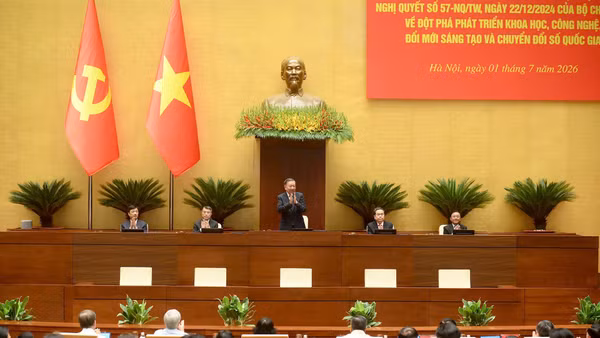 Tổng Bí thư, Chủ tịch nước Tô Lâm và các đồng chí lãnh đạo Đảng, Nhà nước chủ trì hội nghị. (Ảnh: ĐĂNG KHOA)