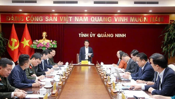 Đại tướng Lương Tam Quang, Ủy viên Bộ Chính trị, Bộ trưởng Công an phát biểu chỉ đạo tại buổi làm việc.