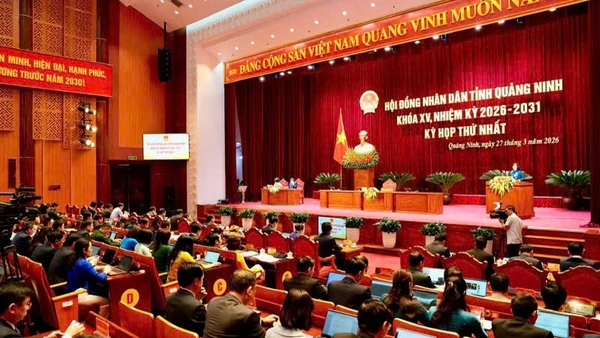 Quang cảnh kỳ họp Hội đồng nhân dân tỉnh Quảng Ninh khóa XV, nhiệm kỳ 2026-2031.