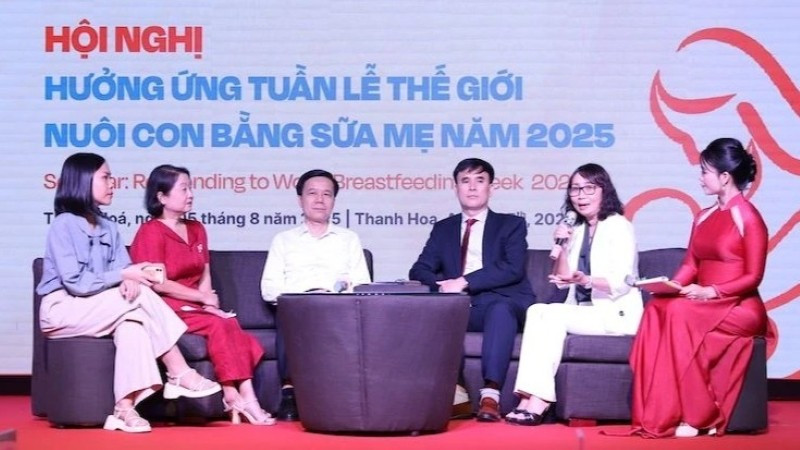 Tọa đàm về hỗ trợ và thúc đẩy nuôi con bằng sữa mẹ.