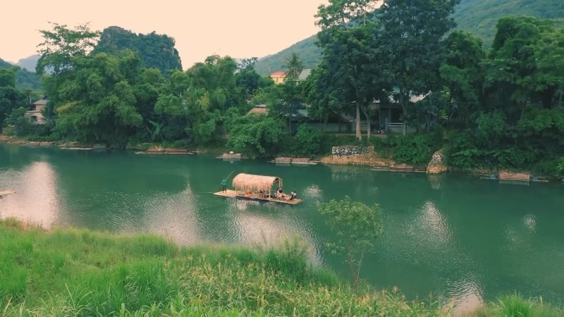 Trải nghiệm cảm giác ngồi thuyền ở Pù Luông. 1.jpg