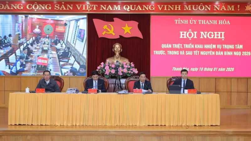 Lãnh đạo Tỉnh ủy Thanh Hóa chủ trì hội nghị.