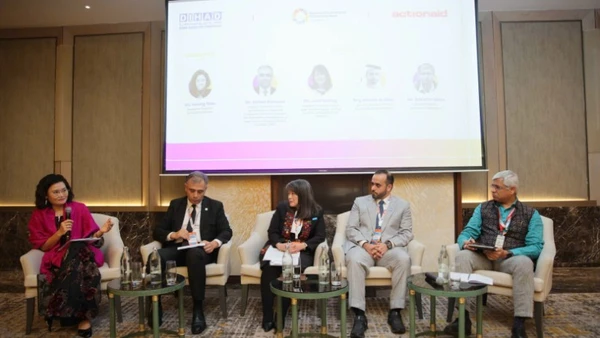 Các đại biểu tham gia phiên thảo luận cấp cao “Xem xét lại các quan hệ đối tác nhân đạo trong kỷ nguyên tái thiết nhân đạo” ngày 9/12.