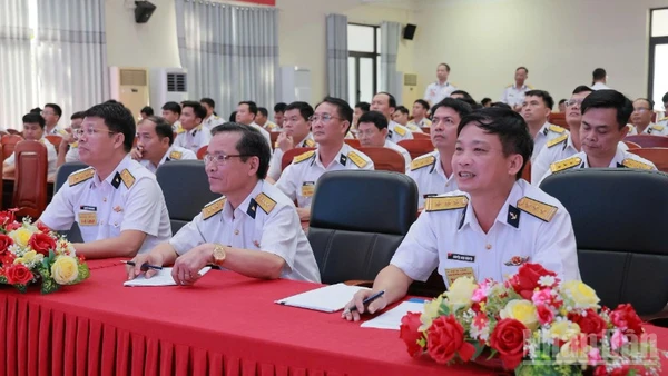 Các thí sinh Bộ Tư lệnh Vùng 3 Hải quân tham gia Hội thi cán bộ giảng dạy chính trị năm 2026.