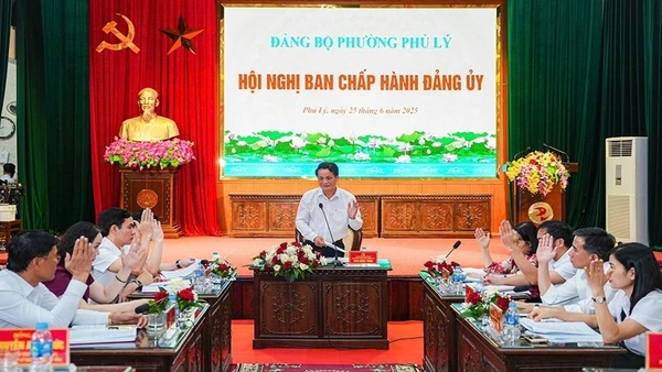 Quang cảnh hội nghị.