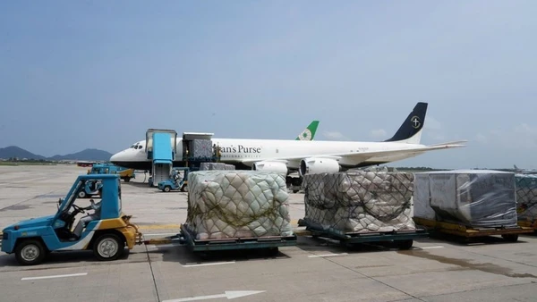 Hàng hóa viện trợ khẩn cấp quốc tế từ Tổ chức Samaritan’s Purse hỗ trợ đồng bào bị ảnh hưởng bão số 3 năm 2024.