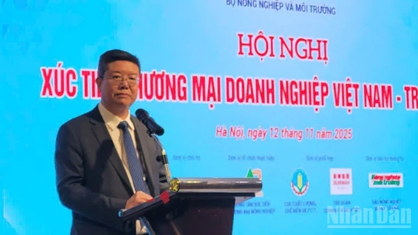 Ông Lê Thanh Hoà, Phó Cục trưởng Cục Chất lượng, Chế biến và Phát triển thị trường (Bộ Nông nghiệp và Môi trường) phát biểu tại diễn đàn.