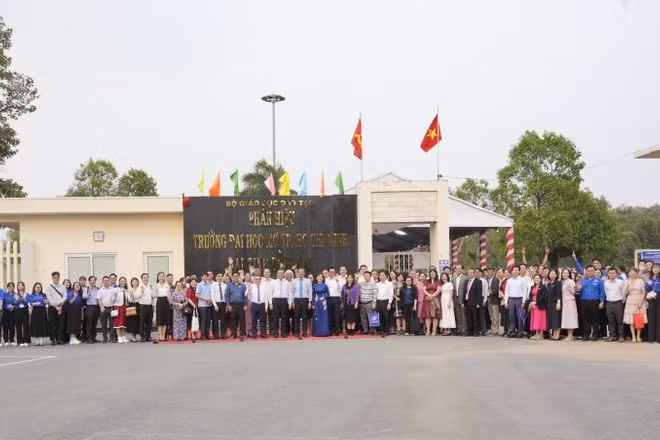 Phân hiệu Trường đại học Mở Thành phố Hồ Chí Minh tại tỉnh Đồng Nai.