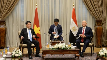 Chủ tịch nước Lương Cường hội kiến Chủ tịch Hạ viện Ai Cập Hanafy El Gebaly.