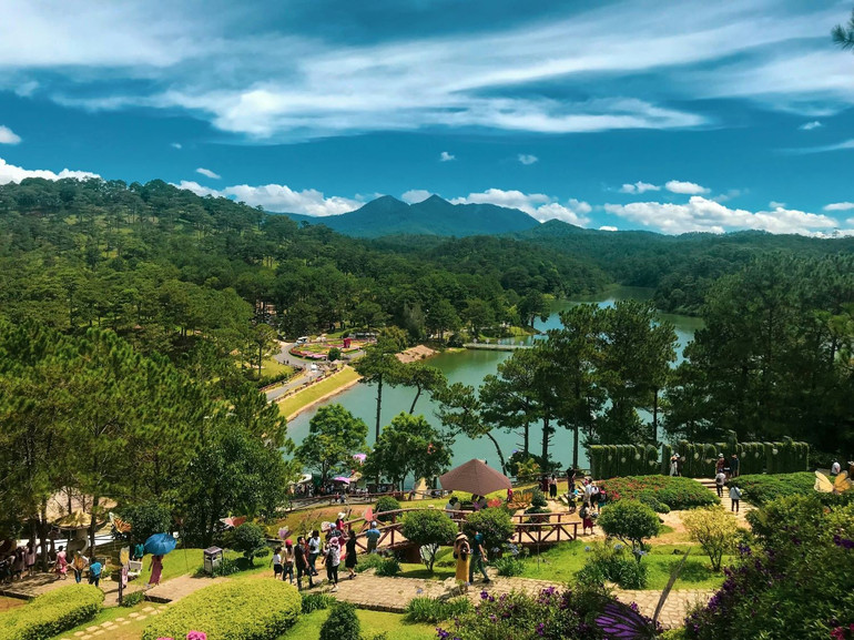4-da-lat-viet-nam-unsplash-thai-tong.jpg
