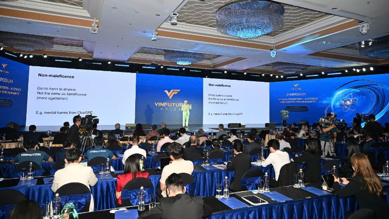 Toàn cảnh tọa đàm.