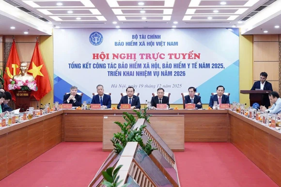 Các đại biểu dự hội nghị tổng kết tại điểm cầu Bảo hiểm xã hội Việt Nam. (Ảnh VSS)