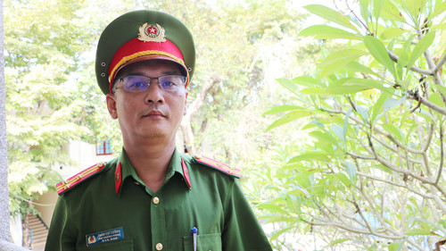 Thượng tá Trần Chí Cường, Trưởng Công an xã Tiên Phước, thành phố Đà Nẵng. 11.jpg