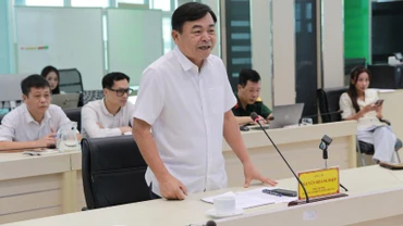 Thứ trưởng Nông nghiệp và Môi trường nhận định về áp thấp nhiệt đới trên biển Đông có khả năng mạnh lên thành bão số 5.