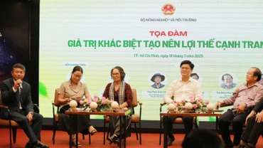 Diễn đàn “Giải pháp tăng sức cạnh tranh, thúc đẩy xuất khẩu chanh leo, chuối, dứa, dừa” do Bộ Nông nghiệp và Môi trường tổ chức sáng 18/7.