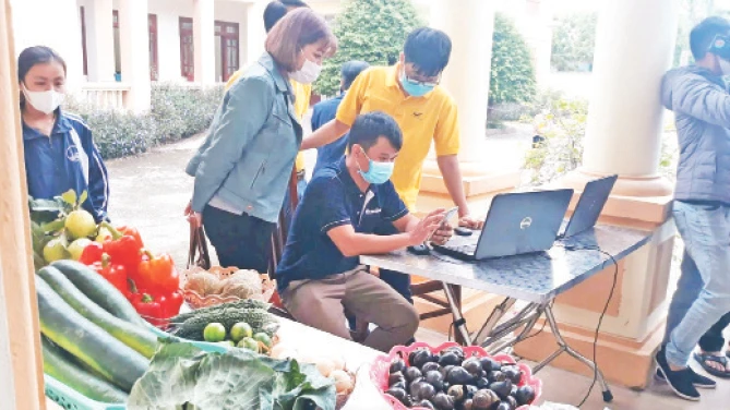 Nhiều doanh nghiệp khởi nghiệp tại huyện Yên Mô đã đưa các mặt hàng nông sản lên sàn thương mại điện tử.