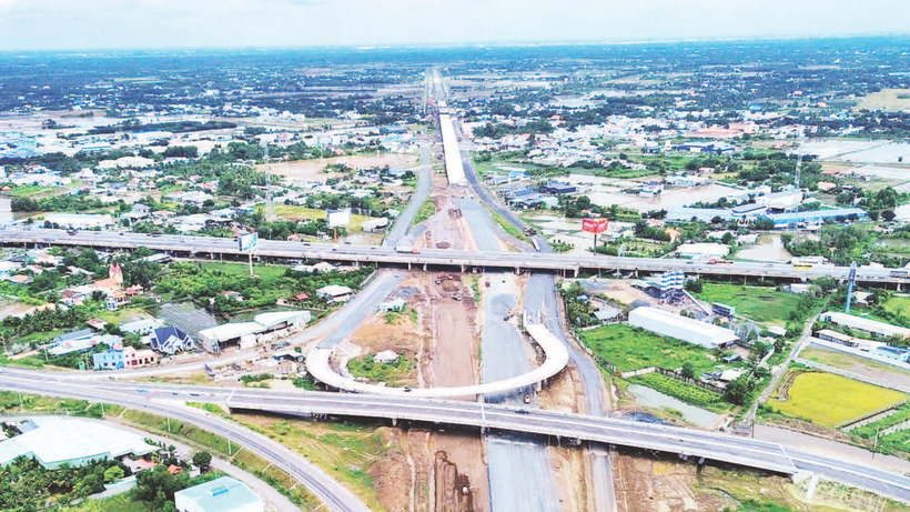 Gói thầu xây lắp 1 dự án đường vành đai 3 đi qua địa bàn tỉnh Tây Ninh cơ bản hoàn thành, kết nối với đường cao tốc Bến Lức-Long Thành và Thành phố Hồ Chí Minh-Trung Lương.