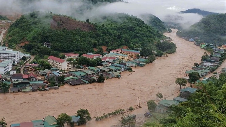 [Quiz] Khu vực nào tại Việt Nam được xem là chịu tác động nặng nề nhất bởi biến đổi khí hậu? ảnh 1