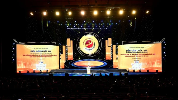 Diễn đàn Quốc gia phát triển doanh nghiệp công nghệ số Việt Nam lần thứ 6. 