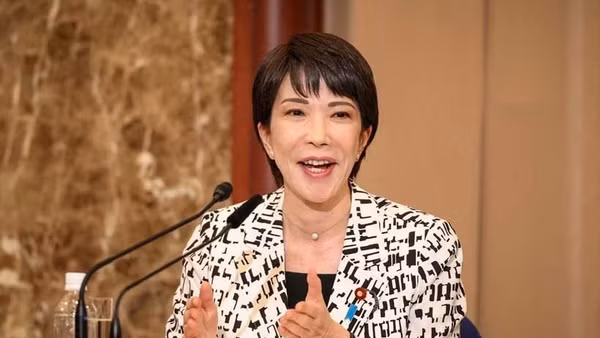 Bà Sanae Takai chi - nữ Thủ tướng đầu tiên của Nhật Bản.