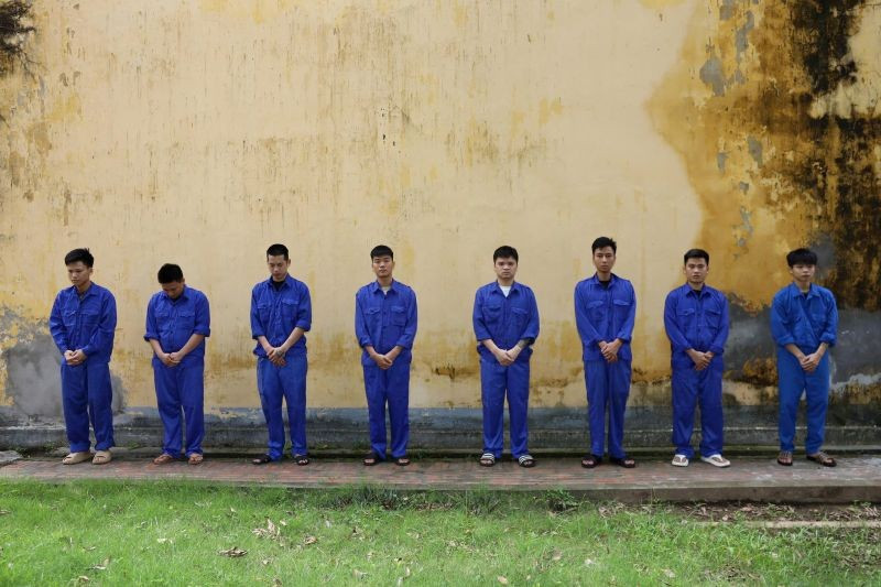 Các đối tượng bị bắt trong vụ án lừa đảo chiếm đoạt tài sản dưới hình thức đầu tư tiền ảo. 1-8-cac-doi-tuong-bi-bat-trong-vu-lua-dao.jpg
