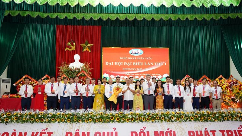 Ban Chấp hành Đảng bộ xã Xuân Trúc nhiệm kỳ 2025-2030