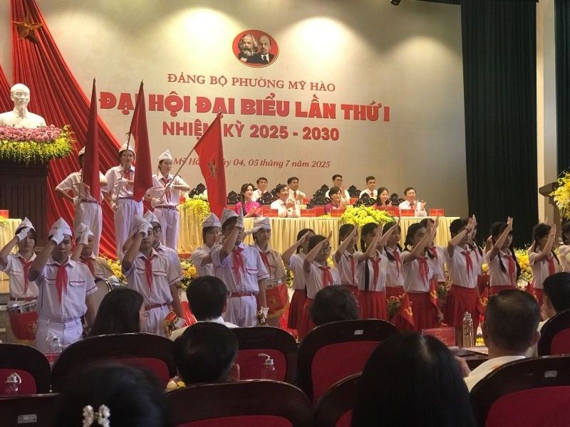 Lễ khai mạc Đại hội Đảng bộ phường Mỹ Hào Lần thứ nhất. 5-7-dai-hoi-dang-phuong-my-hao-2.jpg