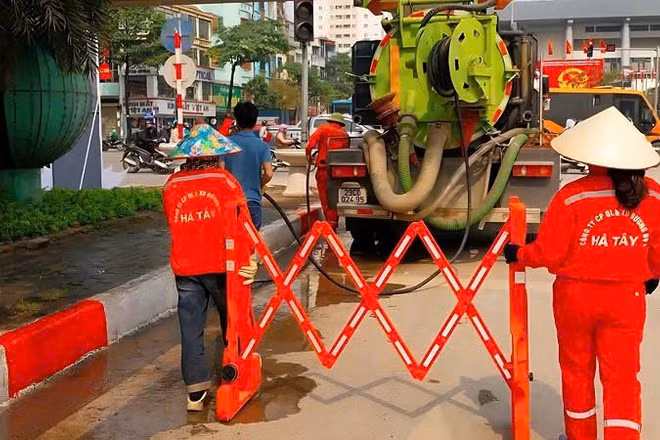 Tổng vệ sinh, chỉnh trang hạ tầng giao thông, tạo diện mạo sáng-xanh-sạch-đẹp cho Thủ đô trong thời gian diễn ra bầu cử.