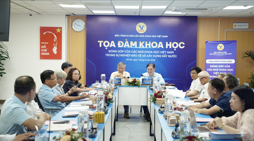 Toàn cảnh cuộc toạ đàm.