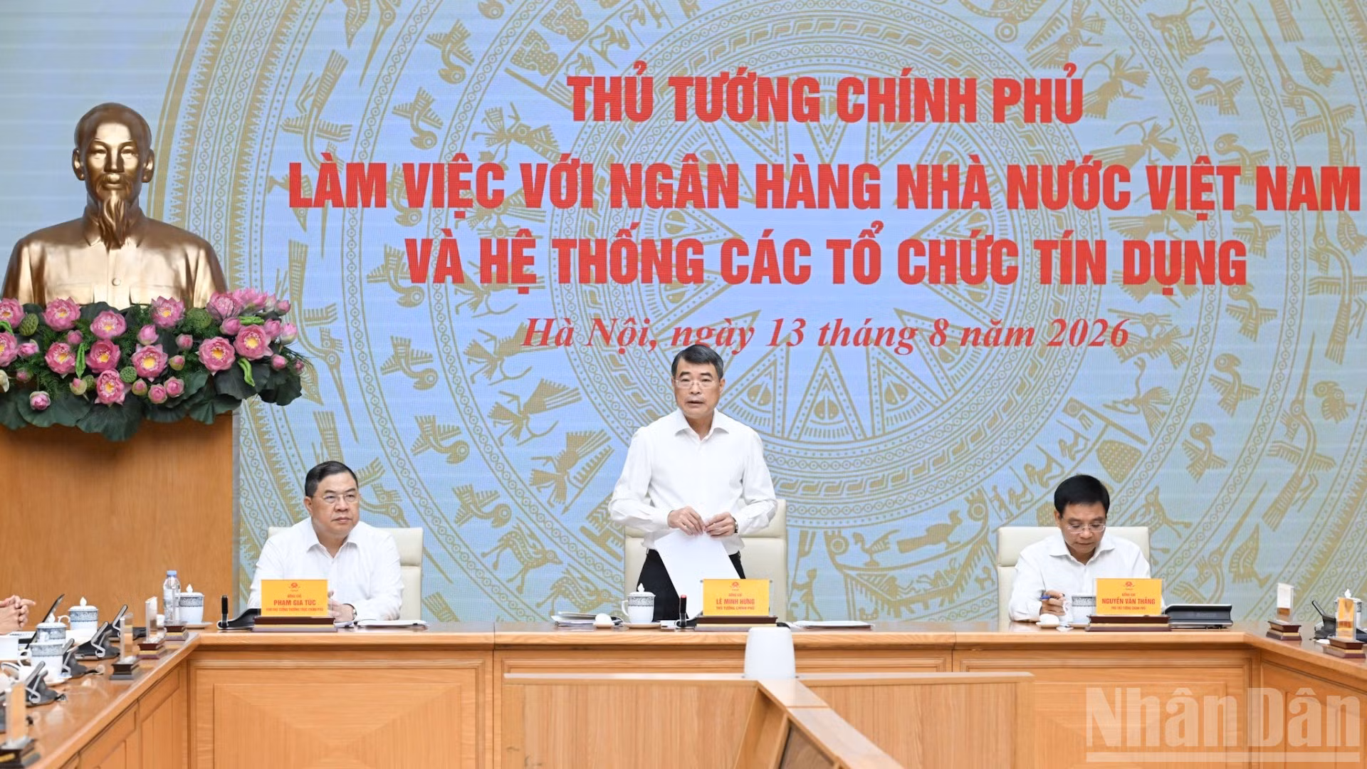 Thủ tướng Lê Minh Hưng dự và phát biểu chỉ đạo tại buổi làm việc.