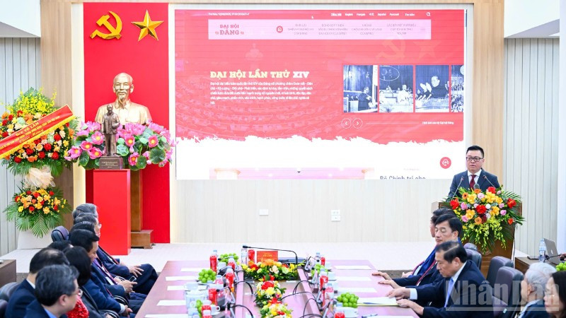 Tổng Biên tập Báo Nhân Dân Lê Quốc Minh giới thiệu về Trang thông tin điện tử "Đảng Cộng sản Việt Nam - Đại hội XIV". ndo-br-3a1a393c7eaef5f0acbf.jpg
