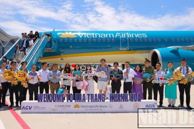 Lễ khai trương đường bay thẳng kết nối Nha Trang và Busan (Hàn Quốc) tại Cảng Hàng không quốc tế Cam Ranh.