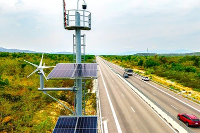 Ảnh minh họa: 1 trạm thu phát tín hiệu giám sát hành trình trên cao tốc bắc-nam.