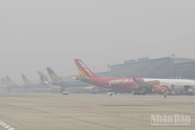 Sân bay quốc tế Nội Bài trước hiện tượng mù sương hồi đầu năm.