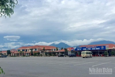 Trạm dừng nghỉ trên cao tốc bắc-nam.