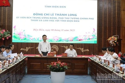 Phó Thủ tướng Chính phủ Lê Thành Long phát biểu tại buổi làm việc với tỉnh Điện Biên vào chiều ngày 8/11.