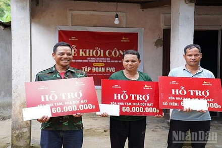 Ba hộ dân có hoàn cảnh khó khăn tại xã Sông Kôn, thành phố Đà Nẵng được Tập đoàn FVG hỗ trợ xây dựng nhà mới.