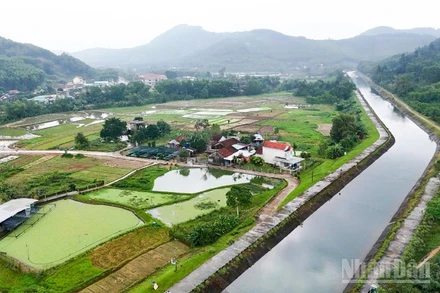 Xây dựng nông thôn mới ở xã Phú Ninh góp phần thay đổi diện mạo quê hương, đời sống nhân dân ngày càng nâng cao.