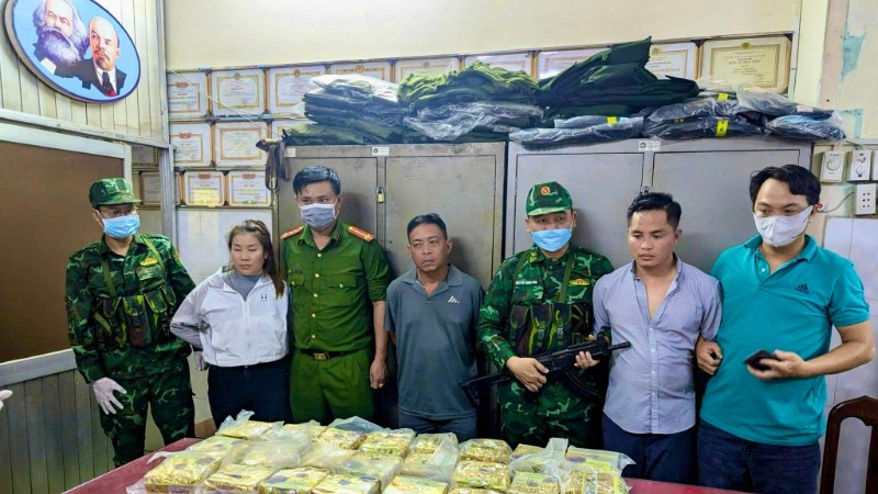 Tang vật Chuyên án A1124.2p bắt giữ tại Thành phố Hồ Chí Minh. (Ảnh: Bộ đội Biên phòng) chuyen-an-a11242p-1-470.jpg