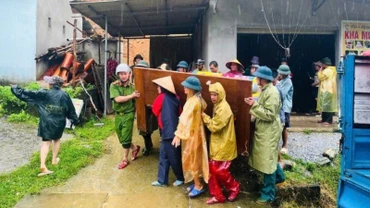 Tỉnh Nghệ An kiên quyết di dời, sơ tán người dân, phương tiện và tài sản đến nơi an toàn.