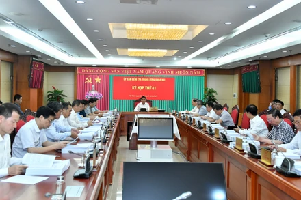 Tại kỳ họp thứ 41, Ủy ban Kiểm tra Trung ương đề nghị cấp có thẩm quyền xem xét, thi hành kỷ luật Ban Thường vụ Thành ủy Thành phố Hồ Chí Minh nhiệm kỳ 2010-2015 và một số đảng viên. (Ảnh: Đăng Khoa)