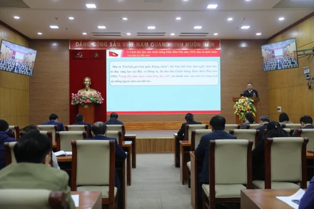 Hội nghị báo cáo viên cấp Đảng ủy Khối tháng 2/2024.