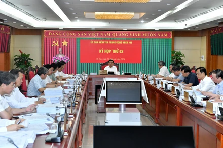 Tại Kỳ họp thứ 42, Ủy ban Kiểm tra Trung ương đề nghị cấp có thẩm quyền thi hành kỷ luật một số tổ chức đảng và đảng viên. (Ảnh: ĐĂNG KHOA)