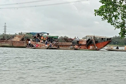 Hiện trường nơi xảy ra vụ chìm thuyền làm 1 người chết ở huyện Quảng Trạch
